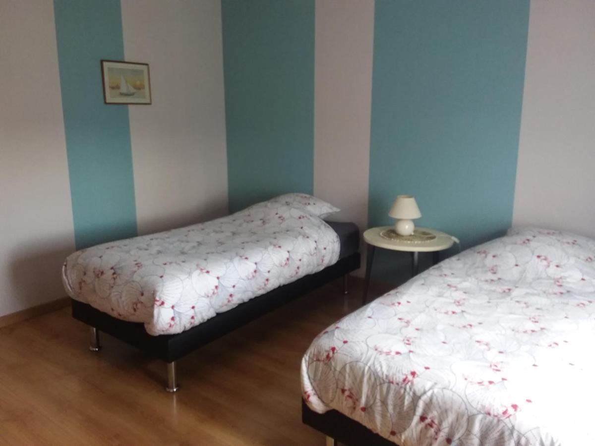 La Sabotterie Aux Trois Petites Notes Bed & Breakfast エクステリア 写真